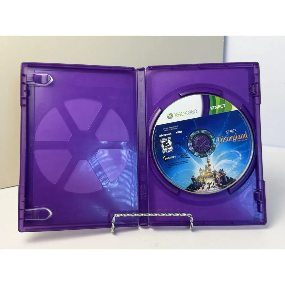 Disneyland Adventures (Microsoft Xbox One, 2017) Kinect Case & Game - Tested new